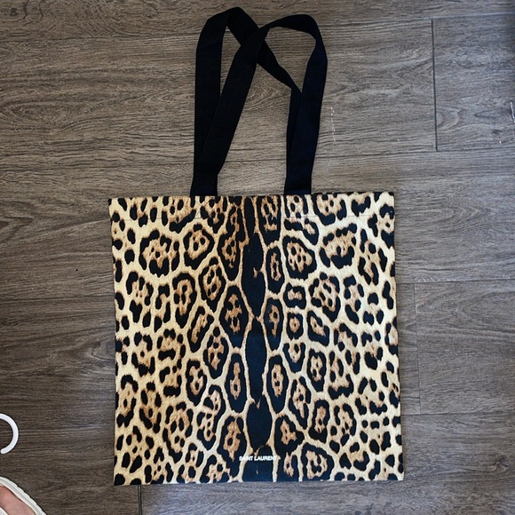 Yes Saint Laurent leopard tote bag 🐆 - Picture 2 of 10
